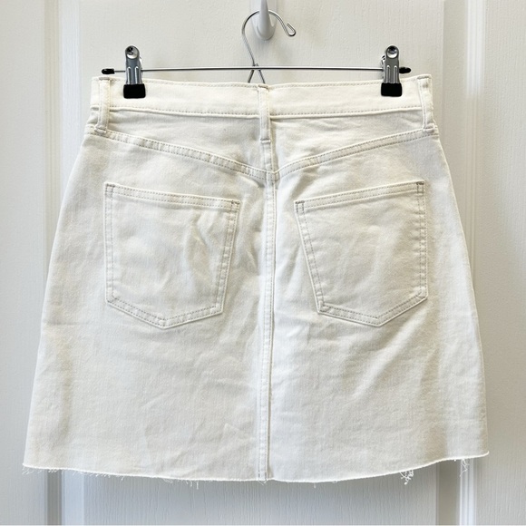GAP High Rise Denim Mini Skirt A-Line Button Fly Raw Hem Ecru White Size 2 26 - Picture 6 of 11